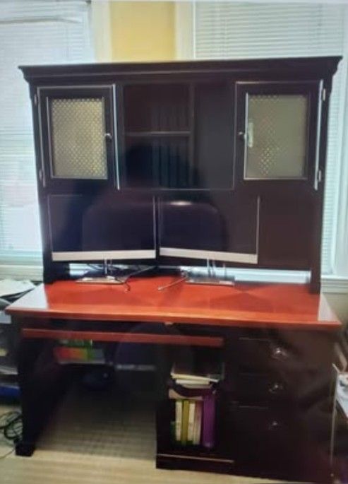 Desk & Hutch