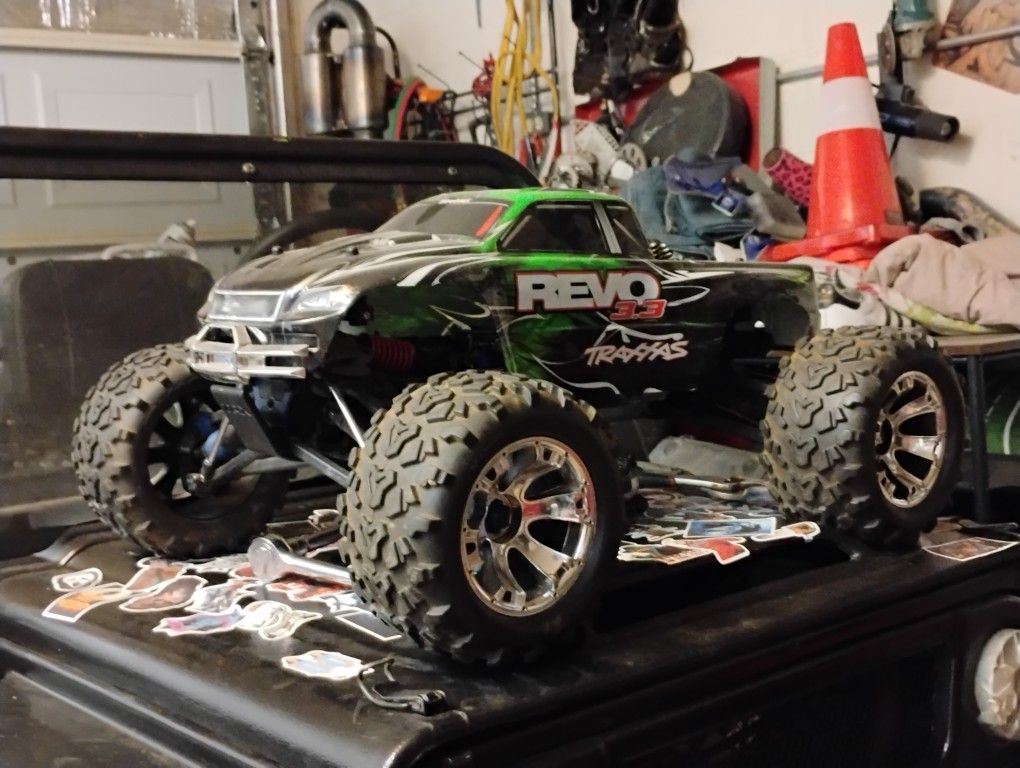 Nitro R.c Revo 3.3 for Sale in Phoenix, AZ - OfferUp