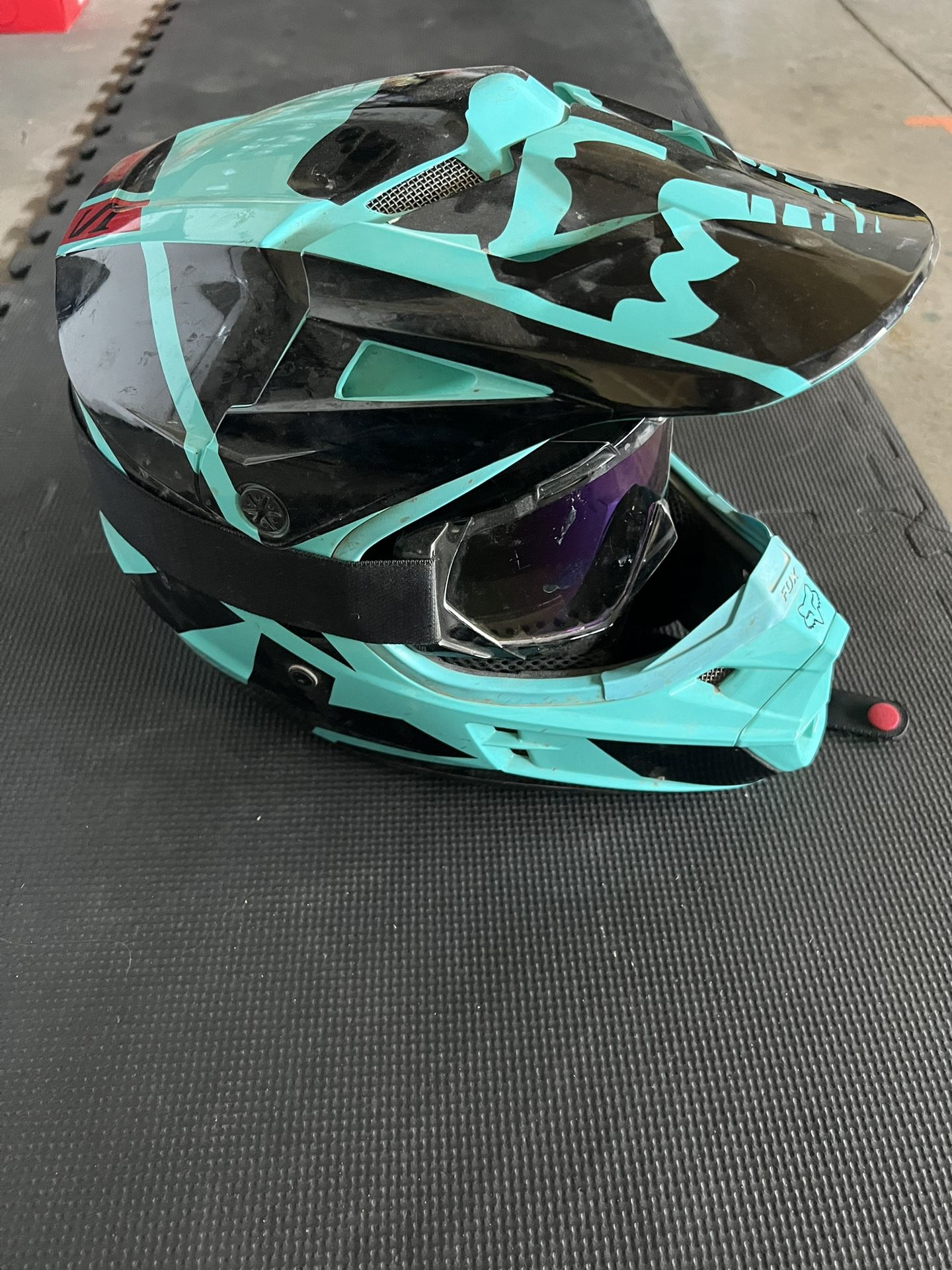 Women’s Fox Racing Helmet