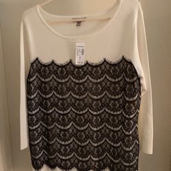 Roz & Ali Ivory Color, 3/4 Sleeve Top with Black Lace in Front