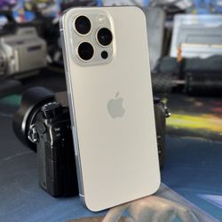 ✅ MINT CONDITION ✅ Apple iPhone 15 Pro Max - 256 GB - White Titanium AT&T CLEAN!