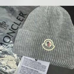 grey Moncler Beanie 
