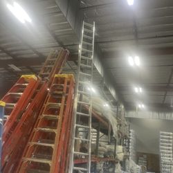 36 Foot Aluminum Ladder