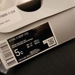KYRIE 5c NEW