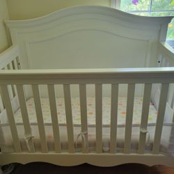 Convertible Crib
