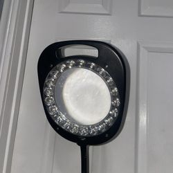 Lámpara  De Pie De Mesa  Led  Con Lupa  2 En 1  Color Negra
