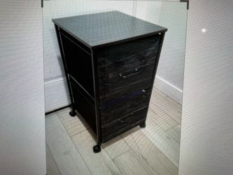 Mobile filing cabinet 16 W X 16 L X 27 H inches
