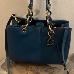 New!!! No Tags…. Michael Kors!!!