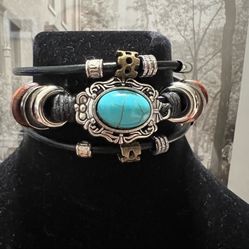 Bohemian Turquoise Stainless Steel Bracelet. 