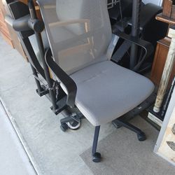 Grey! Office Chair!