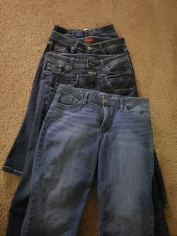 Jeans and leggings