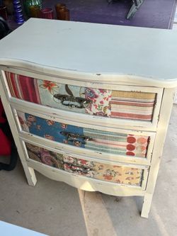 Dresser