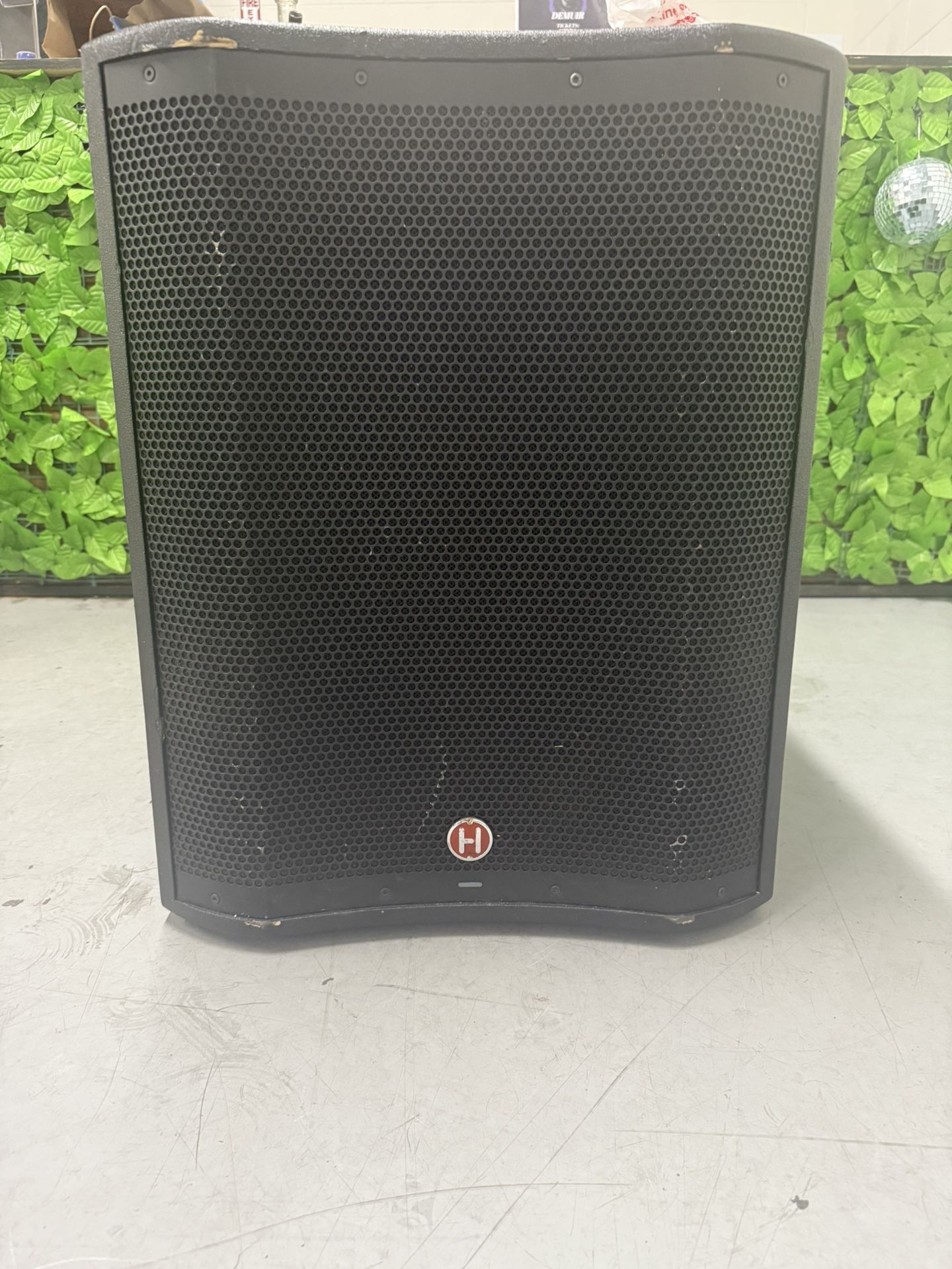 Harbinger Vari V2318S 18" 2,400W Powered Subwoofer X 3