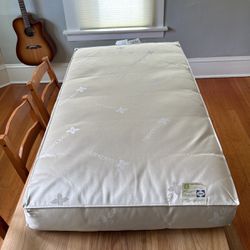 2-stage Sealy Cool Baby crib mattress