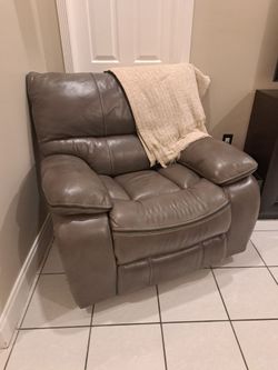 Reclyner Sofa n chair