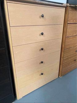 Five drawers dresser
