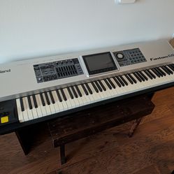 Roland Fantom G8