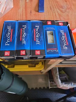 25 new or like new golf balls