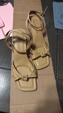 Zapatos en piel un solo uso número 9