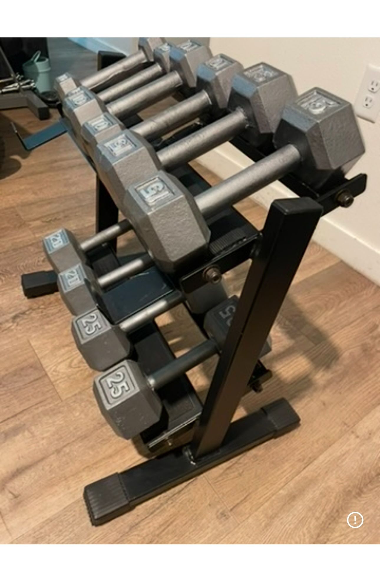 In NEW Condition Set Of Cast Iron Hex Dumbbells 5s, 10s, 15s 20s  And  25s  (NO RACK iNCLUDED)