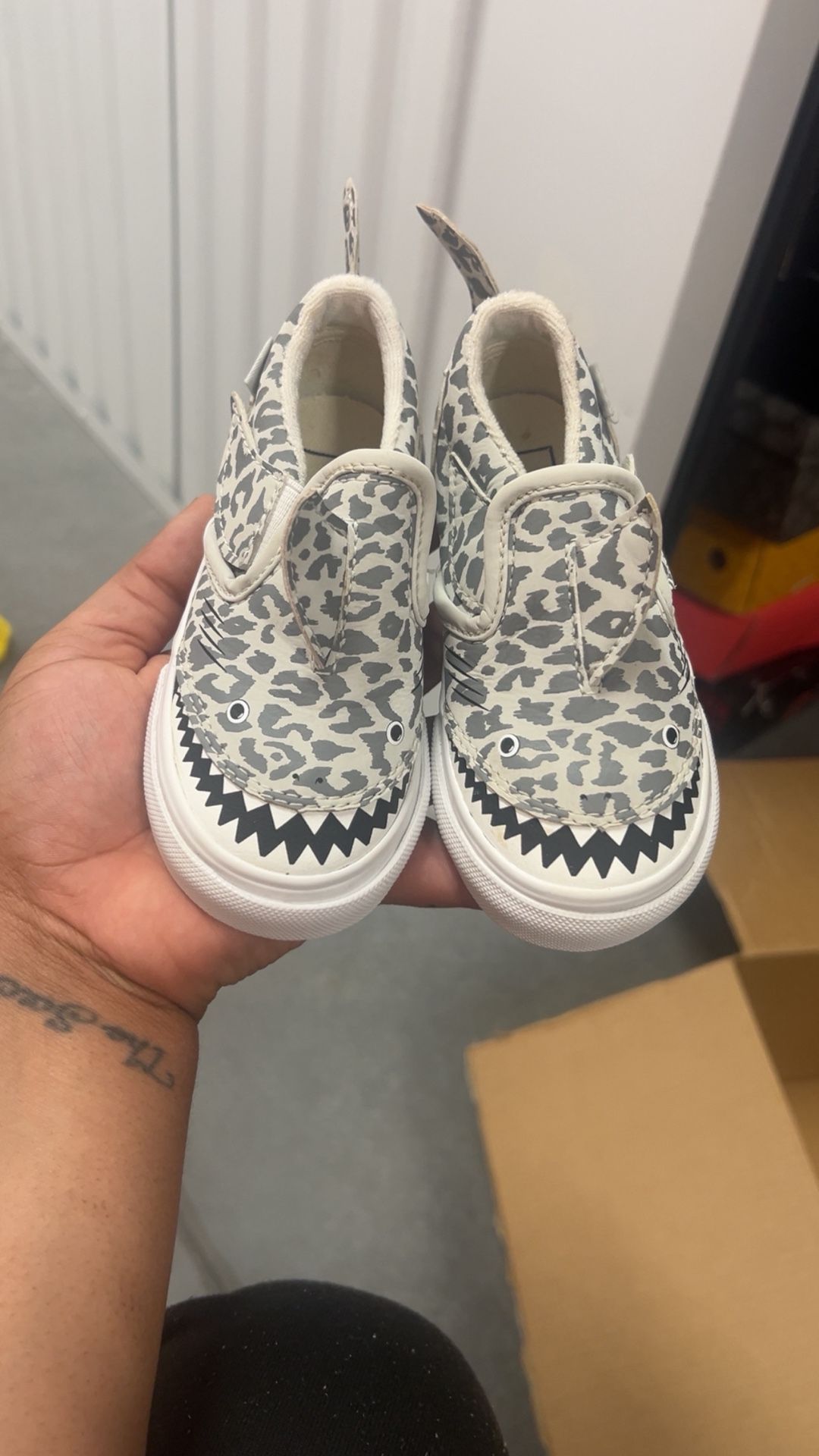 Kids Shark Vans