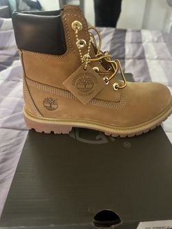 New Women’s Timbs