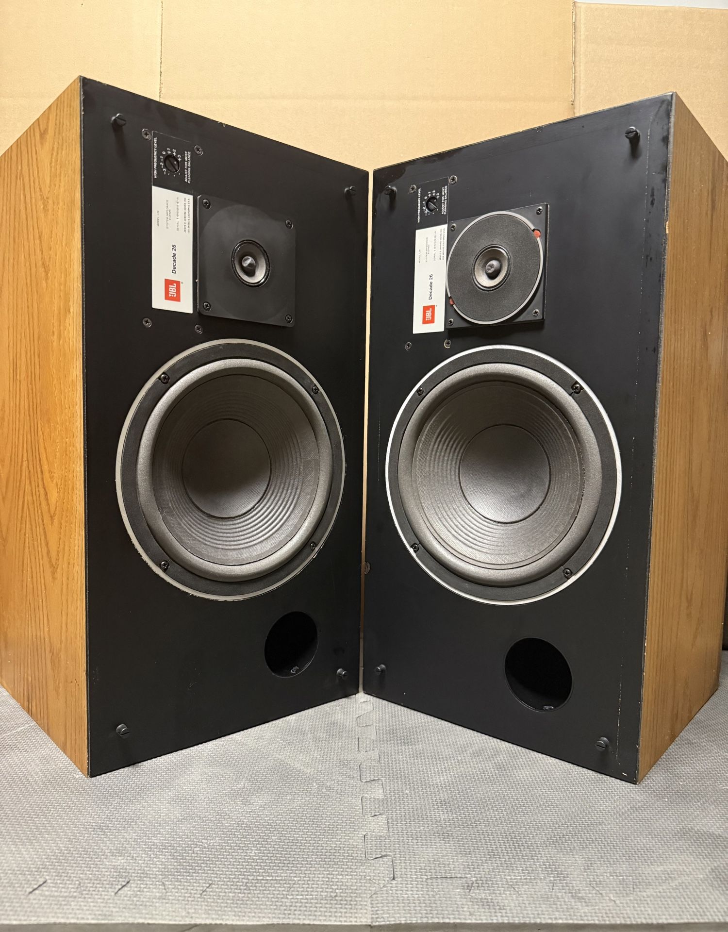 JBL Decade L26 Vintage Bookshelf Speakers