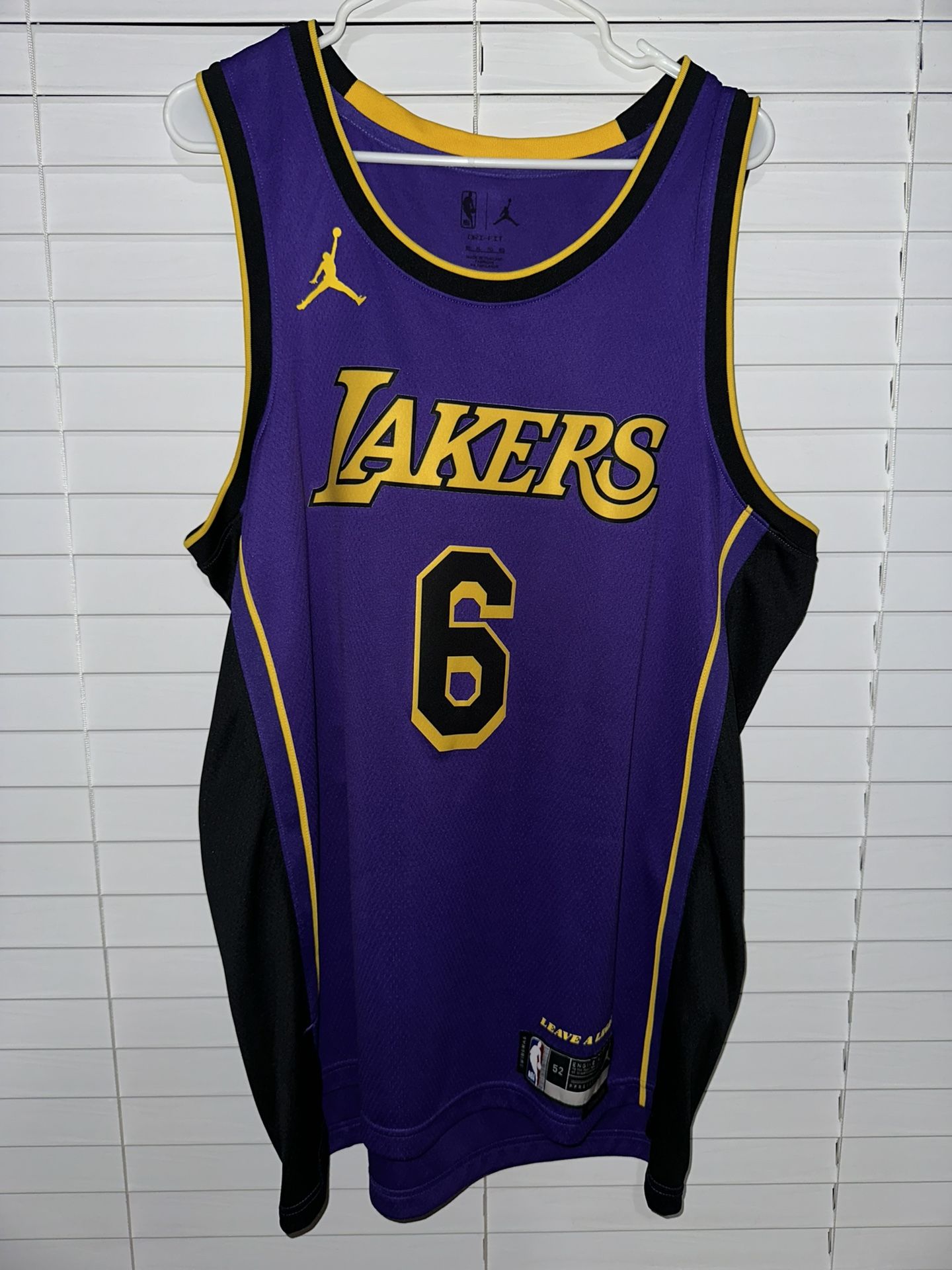 Nike Jordan Lakers Lebron Jersey Size 52 (XL)