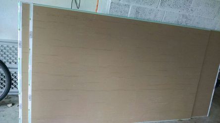 Two big pieces of green board.