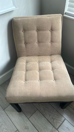 Accent chair
