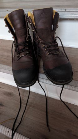 Men seal toe size 11