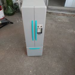 Doll House Refrigerator