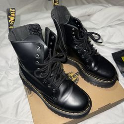 Dr. Martin Boots 