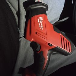 Milwaukee M18 Hackzall