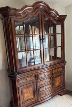 Wooden China Hutch - Traditional Modern