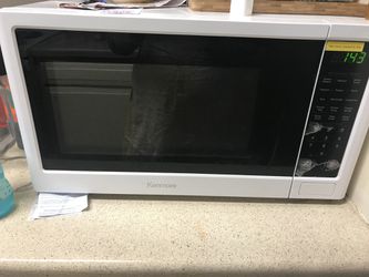 Kenmore microwave (barely used) $40.00