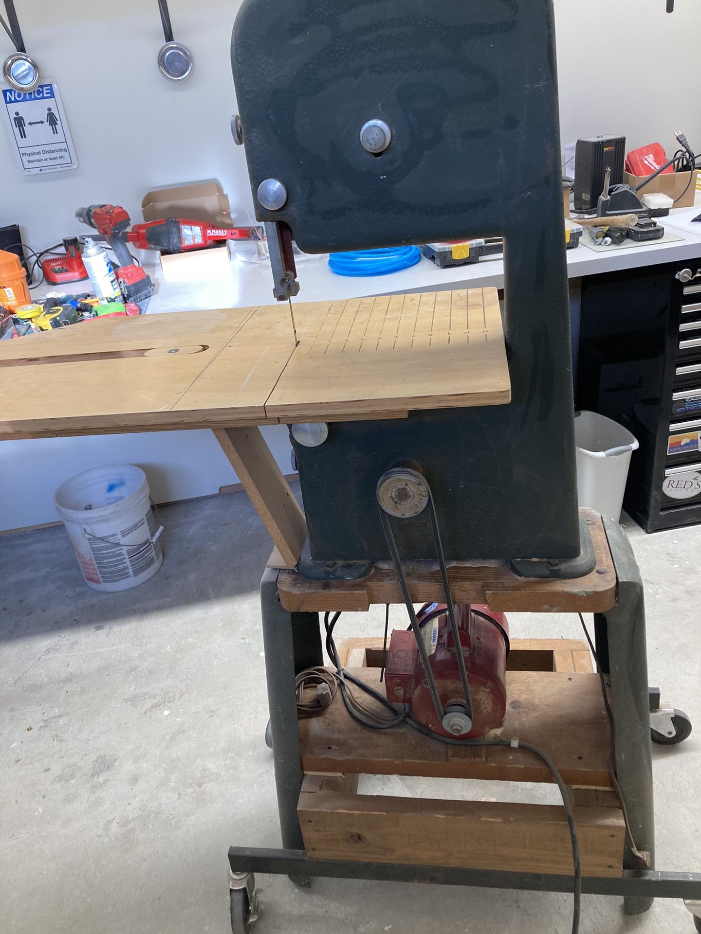 Shop master Band Saw12”