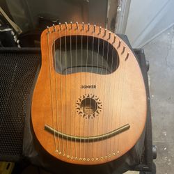 Donner 16 string lyre harp