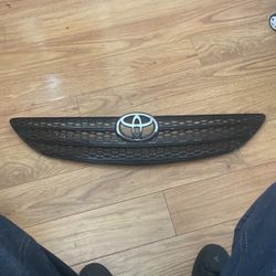Camry 2005 Front Grill 