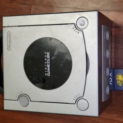 Game Cube- No Controllers/cabels