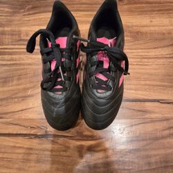 Girl's Adidas Cleats 