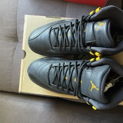 Jordan 12 Black Taxi