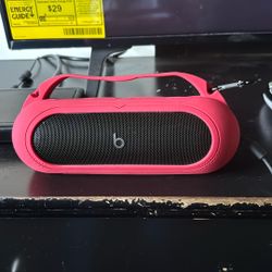 NEW  Beats Pill 