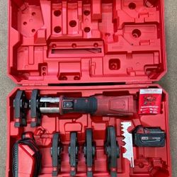 Milwaukee 2922-22 M18 FORCE LOGIC Press Tool 