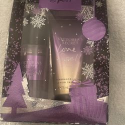 Victoria’s Secret Love Spell Fragrance Mist & Lotion Gift Set Brand New In The Box 