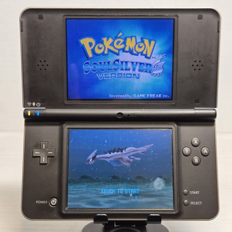 Nintendo DSi XL (Read Description)