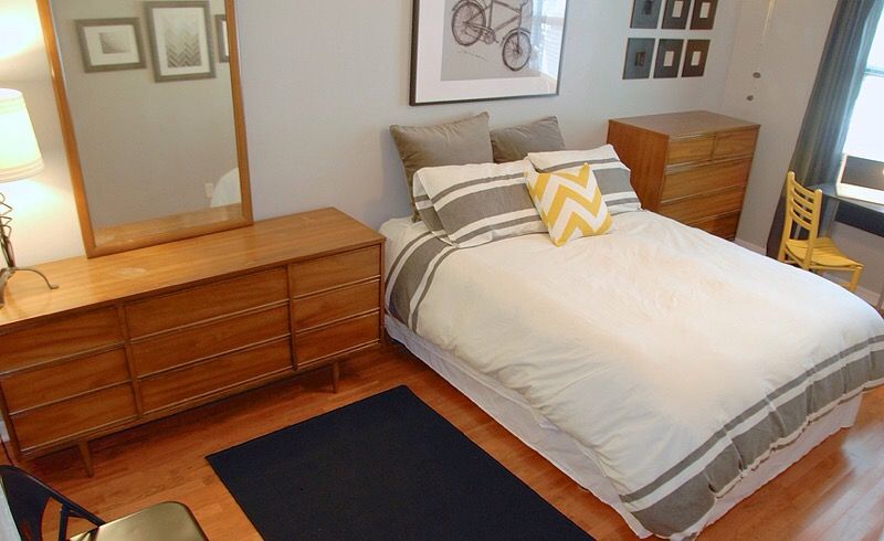 Vintage Mid-Century Modern Dresser & Chest of Drawers (West Elm Style)