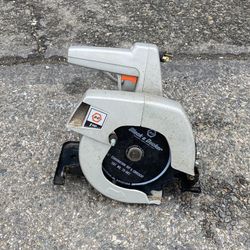 Black & Decker 7-1/4” Circular Saw