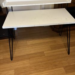 White Desk 
