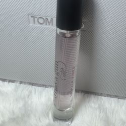 Julliete has a Gun Not a Parfum  travel 7.5ml  Vanilla vibes